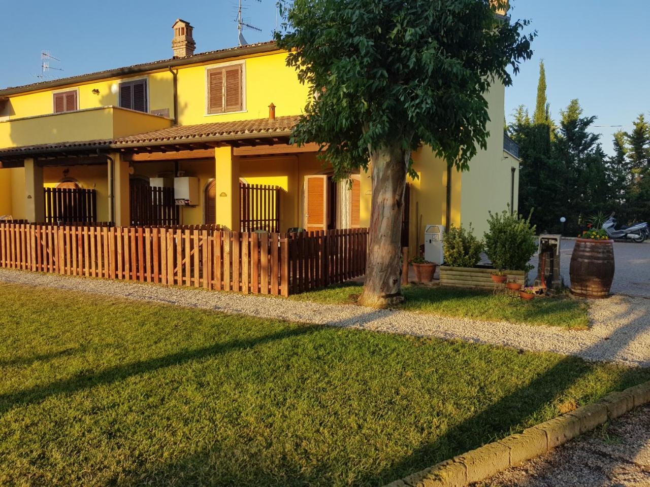 Agriturismo La Dolce Collina Villa Follonica Exterior foto